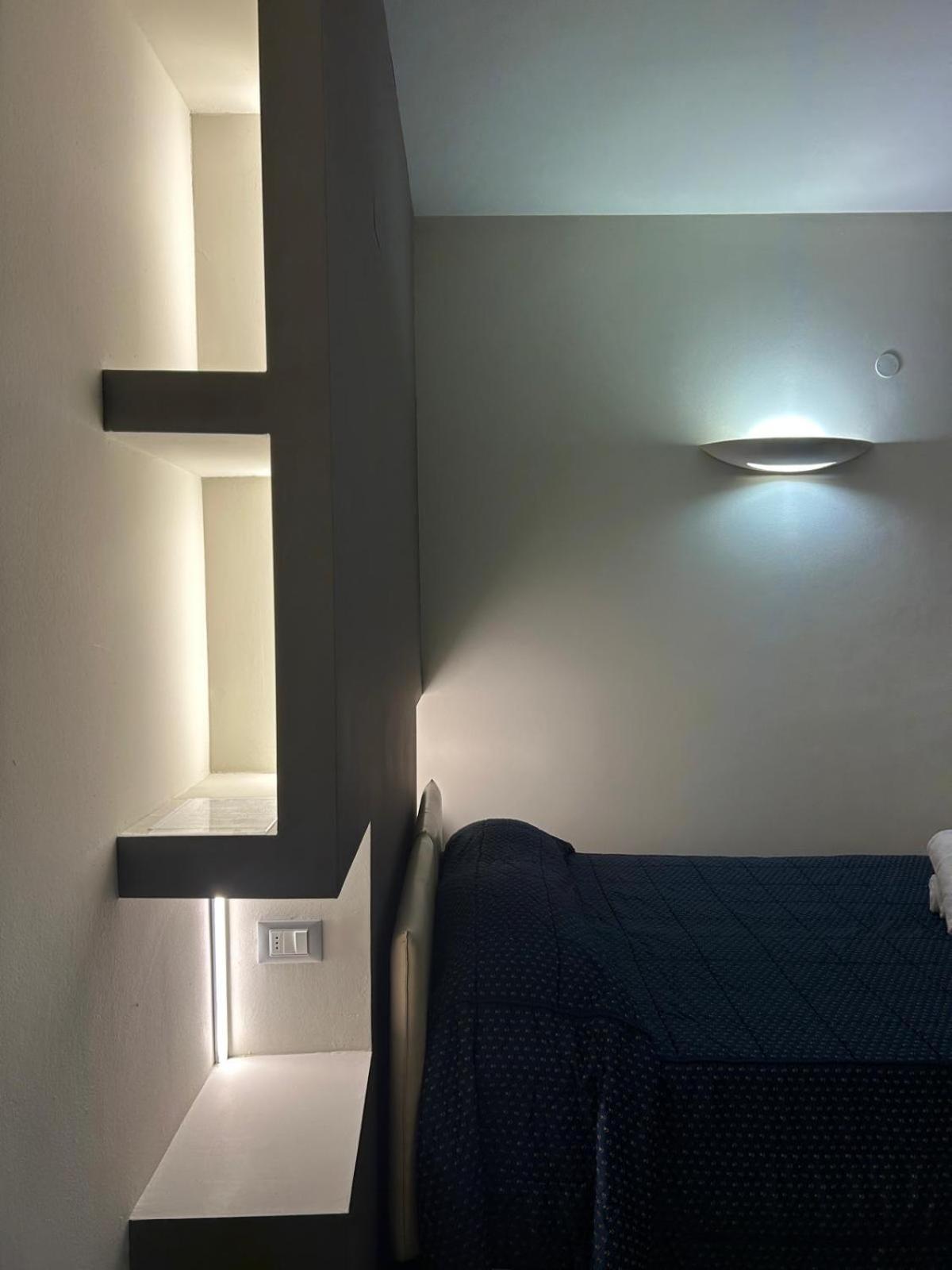 Hotel Palace ヴァラッツェ エクステリア 写真